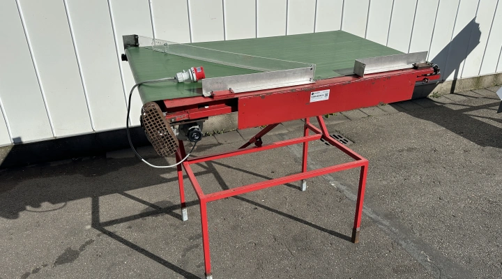 Conveyor 155 x 80 with adjustable angle
