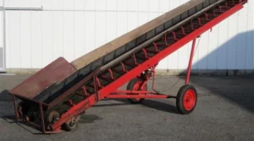 Vályú szállítószalag 630 cm x 60 cm