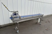Cutting machine for cutting square blocks 5x5 cm with conveyor