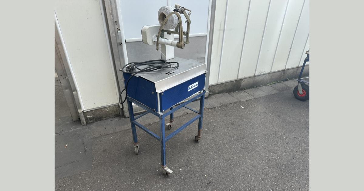 Cyklop AXRO binding machine with carriage • Duijndam Machines