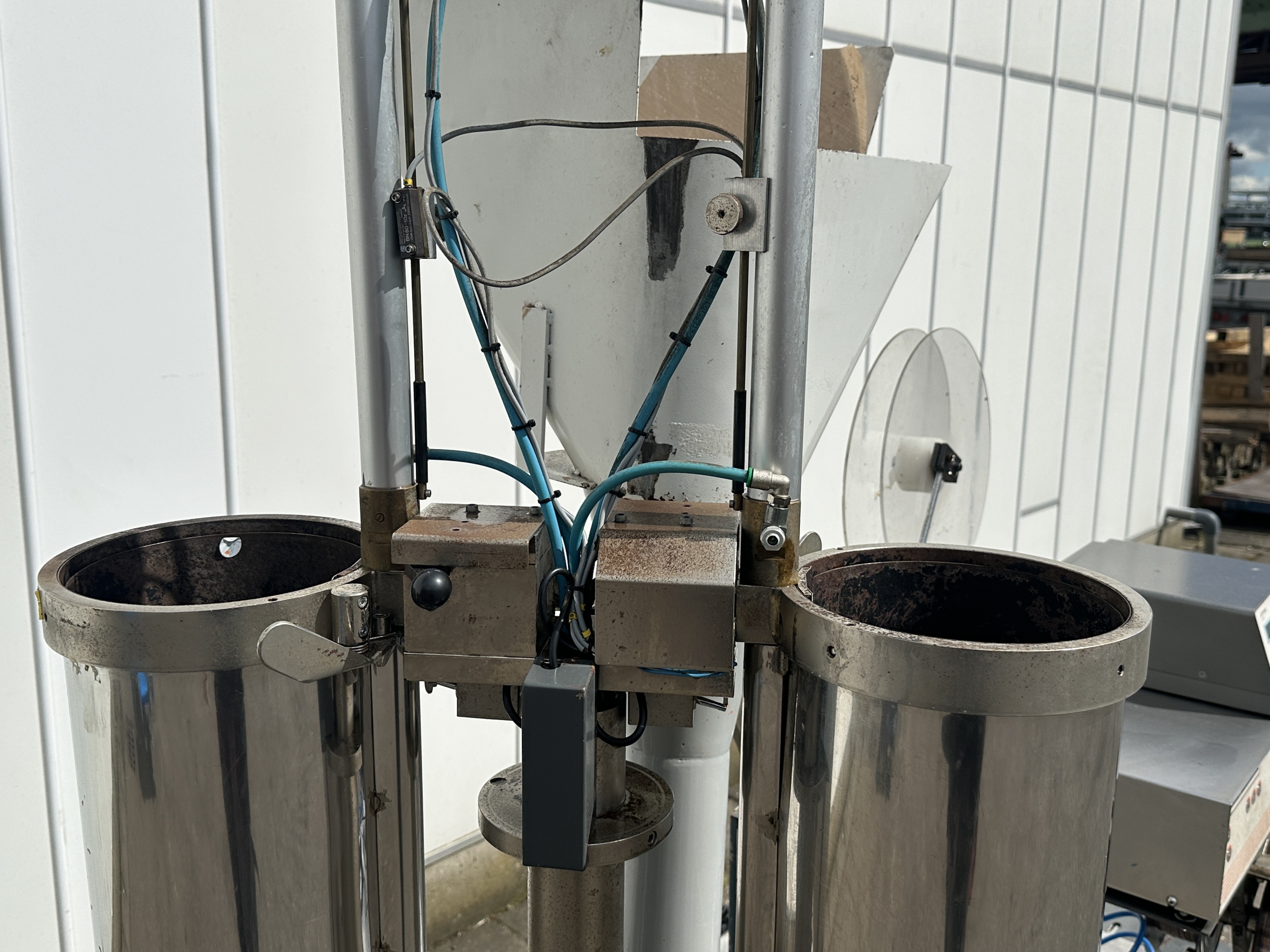 Daumar XARPA-31 ������ ��� �������� � ����� � �������������� ��������� ������ ��� �������� � ����� Daumar Xarpa-31 � ��������������� wineglass