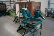 Demco bunker sorting machine for brussel sprouts, potatoes and onions