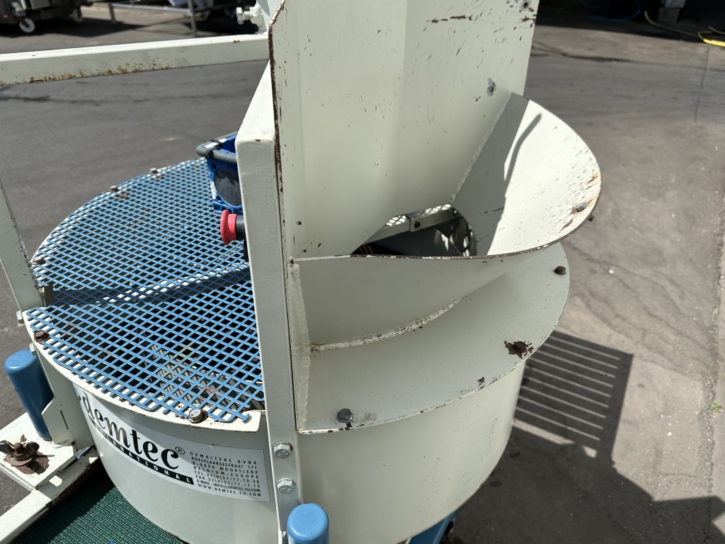 Demtec Demaitere EC93 filling machine for trays