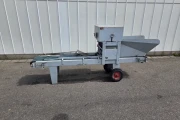 Gregoire P5 soil blocking machine