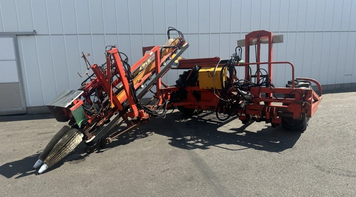 Desmytere leek harvester