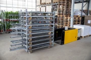 Devette destacking machine for Danish trolleys, in- and output on other side
