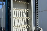 Dry bin filler box filler
