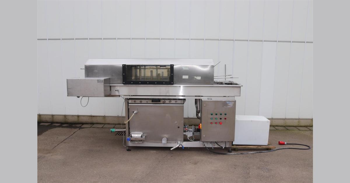 Lavadora industrial de bandejas y cajas EFM • Duijndam Machines