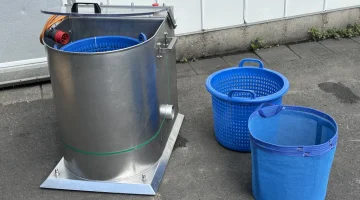 Eillert CHampion-1-N centrifuge for vegetables