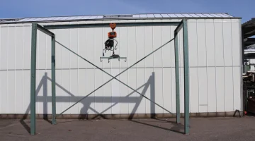 Electrical hoist with frame