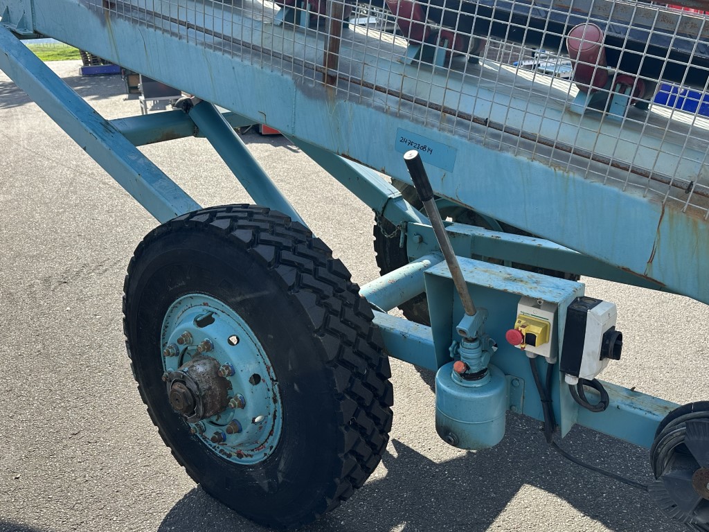 ���� 1030 �� � 54 ��
