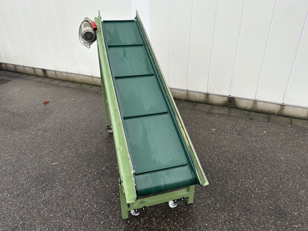 ���� 225 � 50 ��.