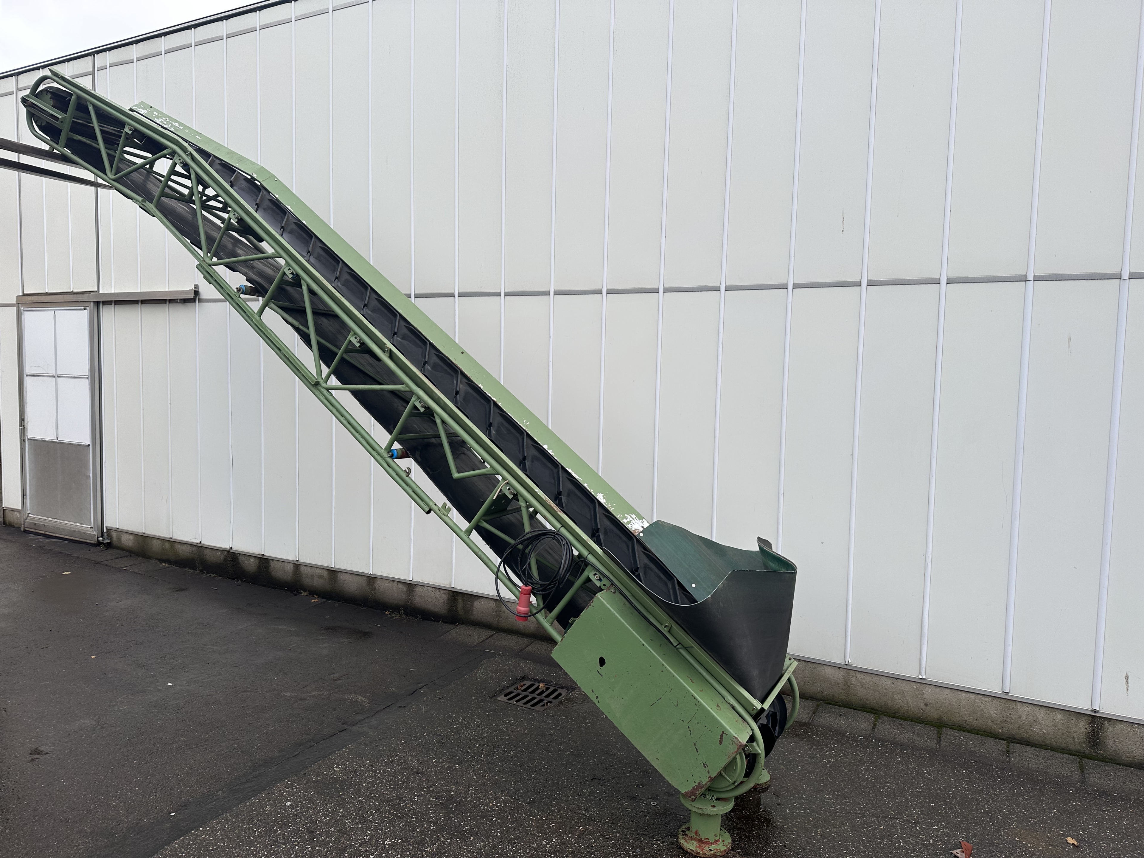 ���� 560 � 50 ��.
