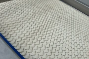 Elevator incline conveyor = 260 x 80 cm with hopper 145 x 100