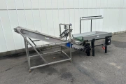 Elevator incline conveyor = 260 x 80 cm with hopper 145 x 100