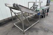 Elevator incline conveyor = 260 x 80 cm with hopper 145 x 100