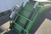Elevator incline conveyor 500 x 40 cm with a bend at the top