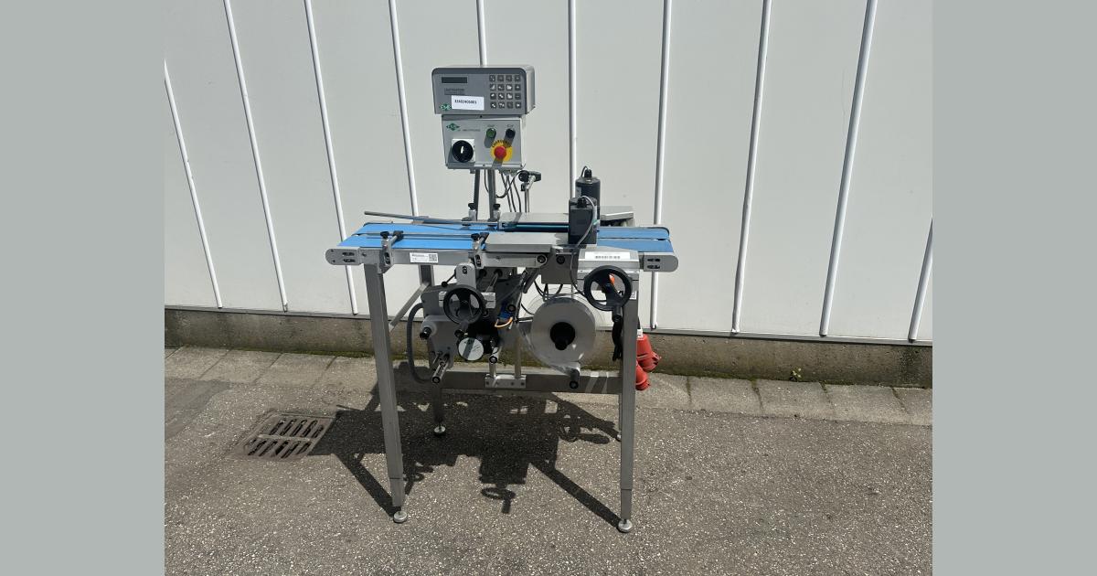 EME 4000 serie labelling machine • Duijndam Machines