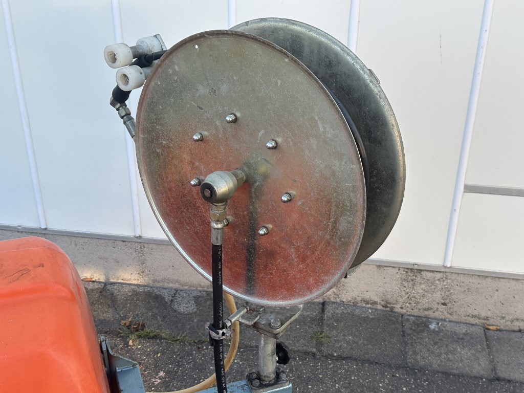 Empas 30-30-200B ���������������� ������� 200 ������ � ���������� ���������� � ��������
