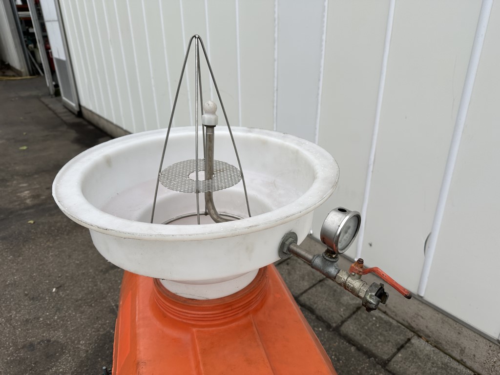 Empas 200 liter Опрыскивательная тележка 380 Вольт