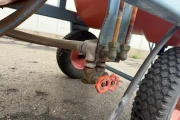 Empas 37-55-2x200E spraying wagon with sprung hosereel