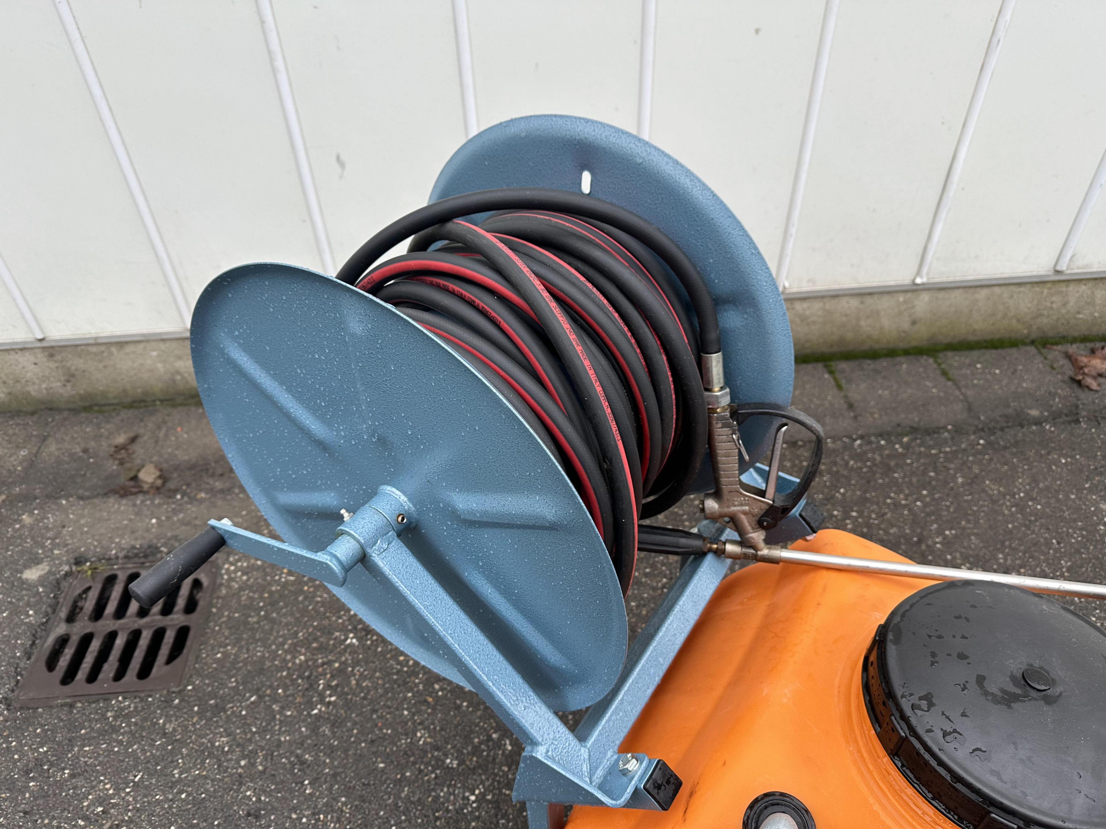 ������������� Empas Montana 120 ������ � ���������� ���������� � ��������� ��������