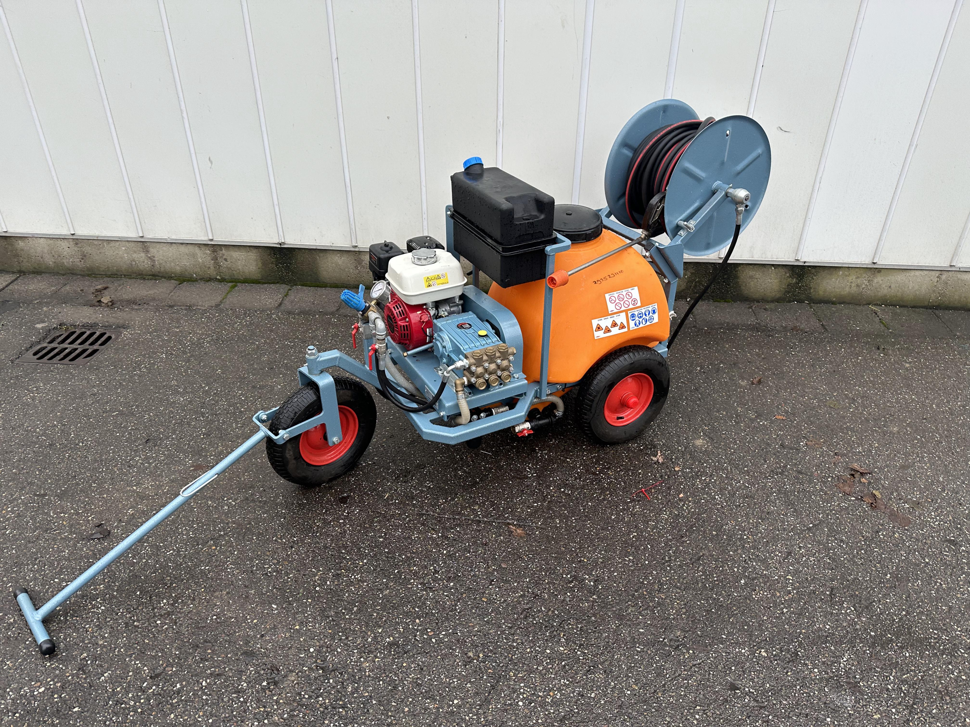 ������������� Empas Montana 120 ������ � ���������� ���������� � ��������� ��������