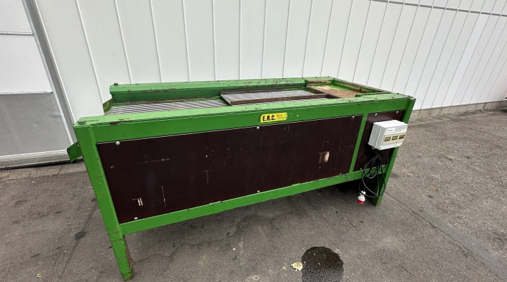 ERC Eqraft onion neck topper with 2 knives