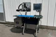 Espera ES5000 check weigher with top and bottom labeler
