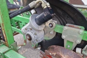 Basrijs BPS/FE150 2 row planting machine with hydraulically driven discs
