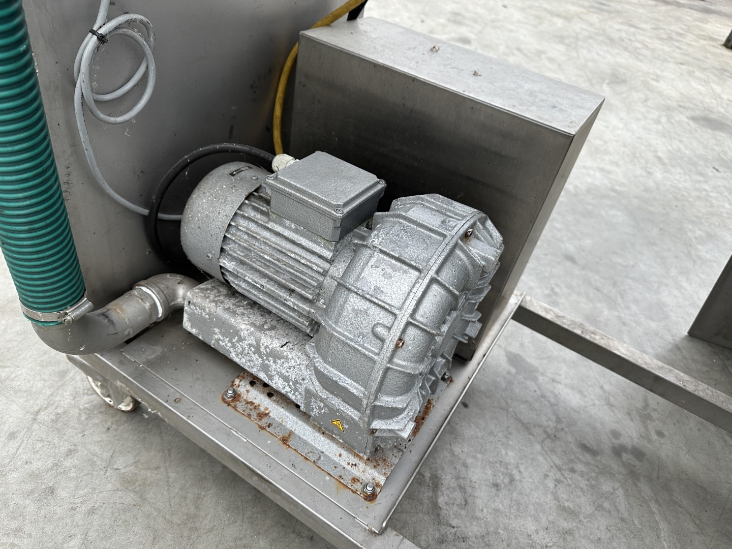Feltracon ����������� �������� �������� �� ����������� ����� ��� ����� ������ � ������� 310 x 50 ��