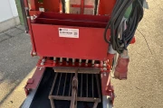 Flier soil blocking machine with seeder