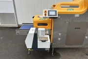Frutmac Rollex 2000 machine designed for flexible foil-coating of plateaus and crates of various sizes