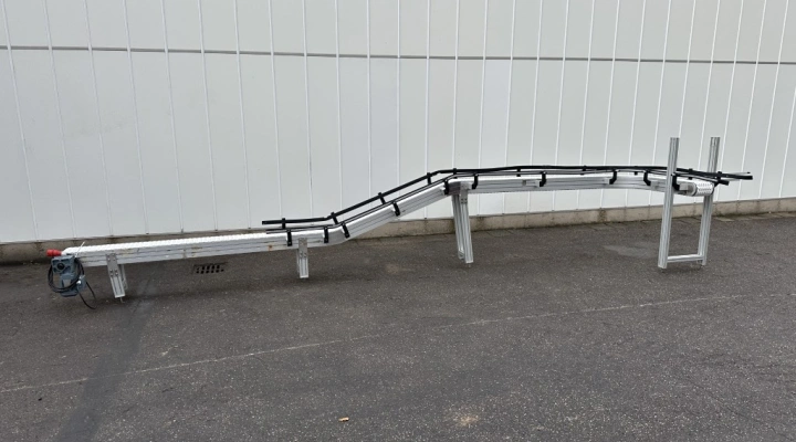 FS solutions curved conveyor 610 x 19 cm with modular belt 90°