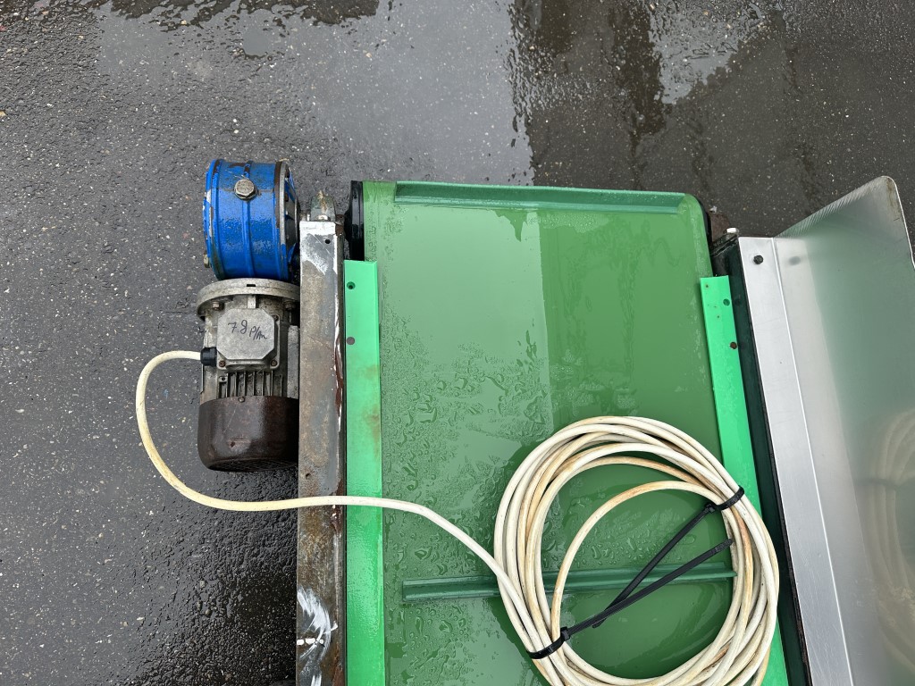 ������������ ����������� ��������� 210 � 48 ��