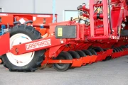 Gaspardo Orietta seeding machine for onions 18 rows