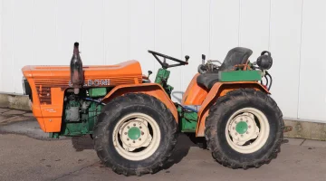 Goldoni 230 tractor