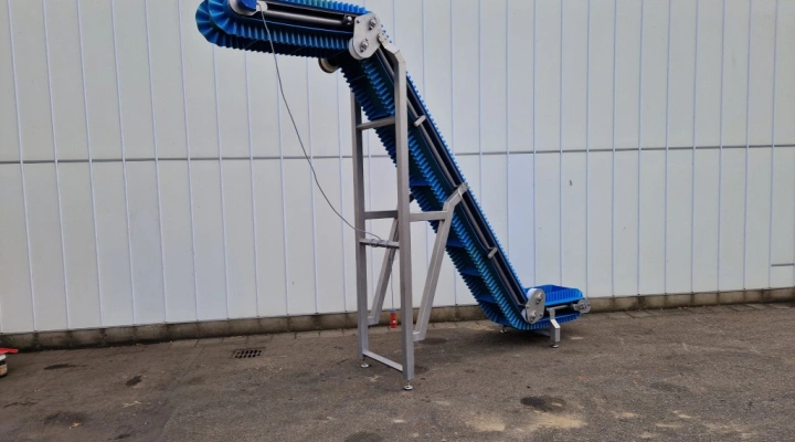 GP Stainless Group stainless steel elevator with double knick 550 x 60 cm