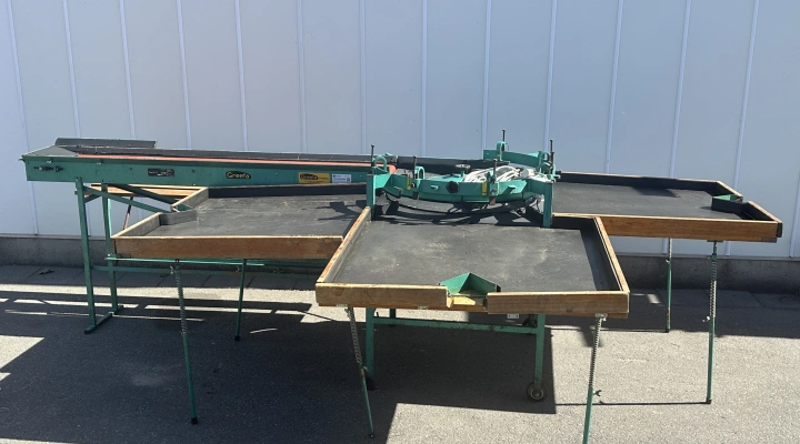 Greefa A3 fruitsorteermachine met invoerband en 3 afraaptafels