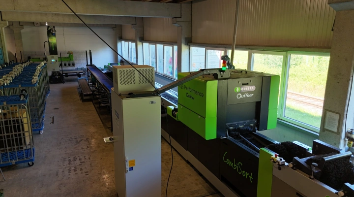 Greefa CombiSort apple & fruit sorting machine 2 line with water dumper ,automatic box fillers and palletiser