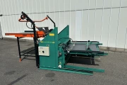 Greefa HD 1211 box tipper for fruit with Wamel Perfect dosing conveyor 120 cm
