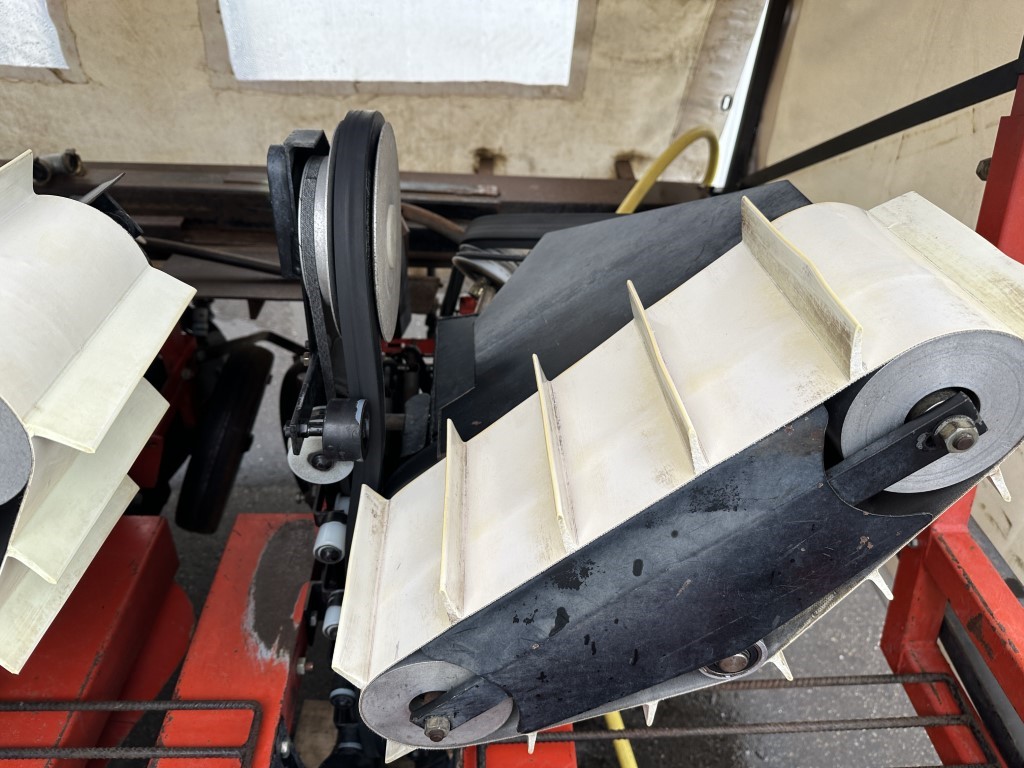Gregoire Besson Cemag 934 3RGS �����a ��� ������� ����-�����
