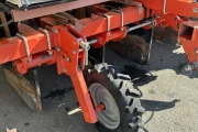 Gregoire Besson Cemag 934 plantmachine voor prei 5 rijen