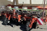 Gregoire Besson Cemag 934 plantmachine voor prei 5 rijen