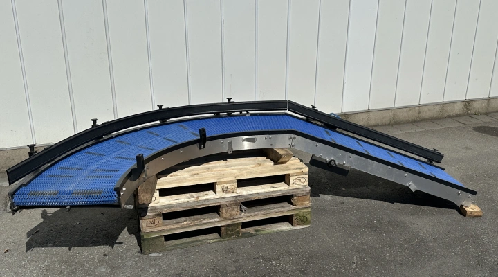 Greymans Paktech curved conveyor inclined 50 cm wide 90°