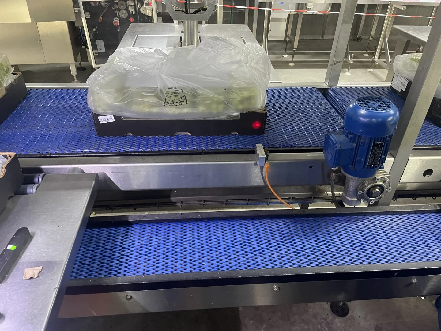 Greymans Paktech production and packaging line with weighers • Duijndam ...