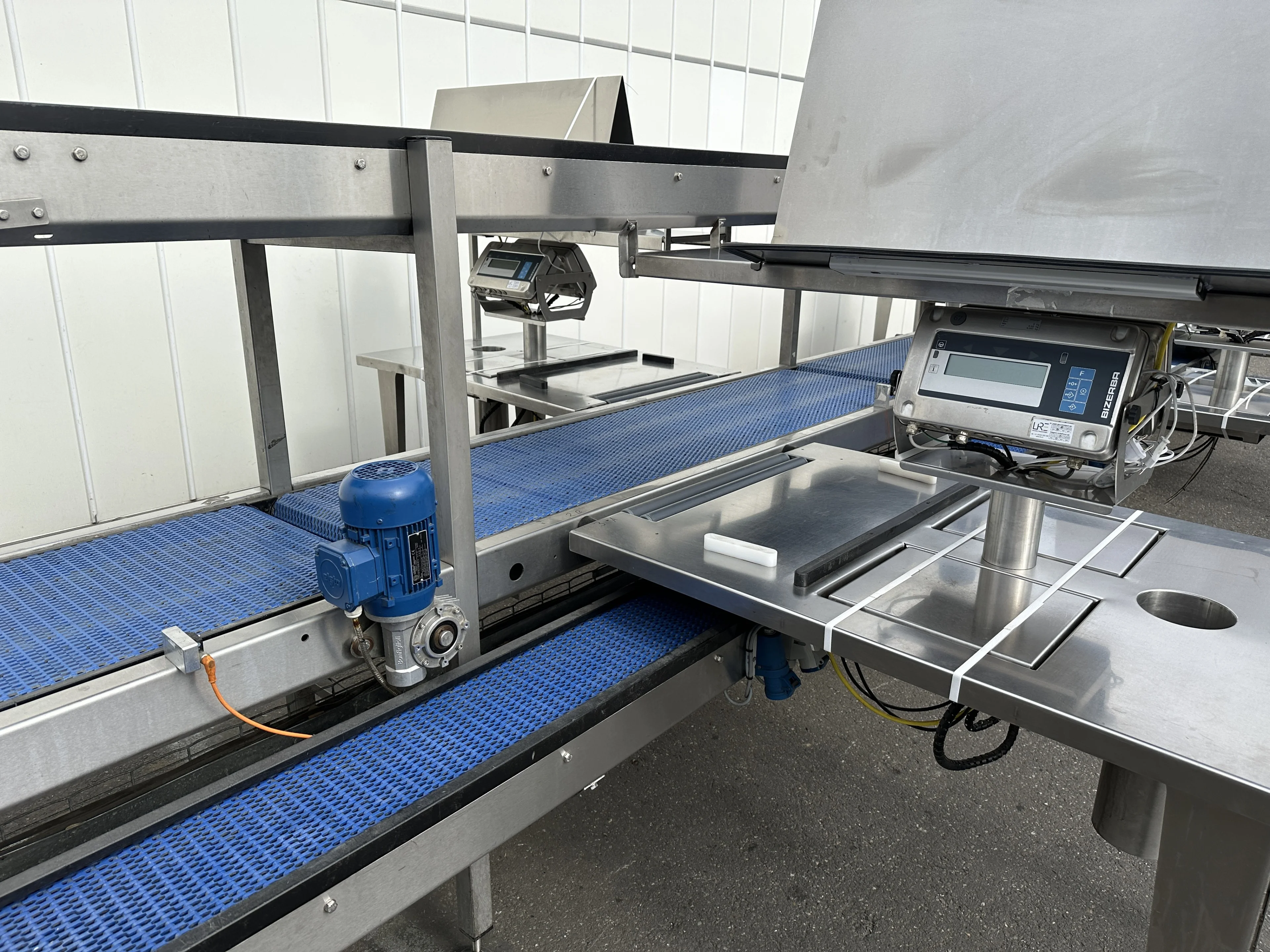 Greymans Paktech production and packaging line with weighers • Duijndam ...