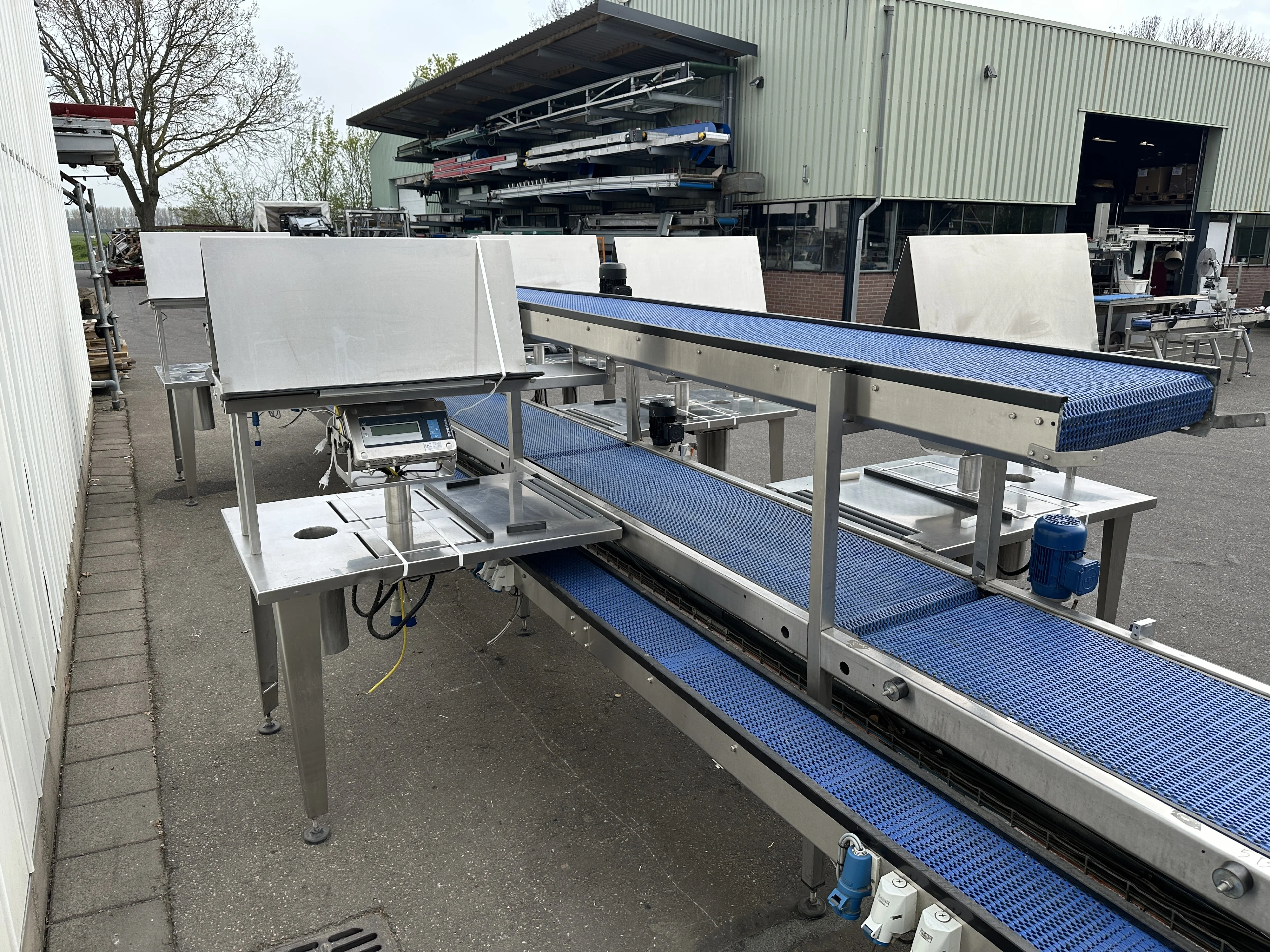 Greymans Paktech production and packaging line with weighers • Duijndam ...