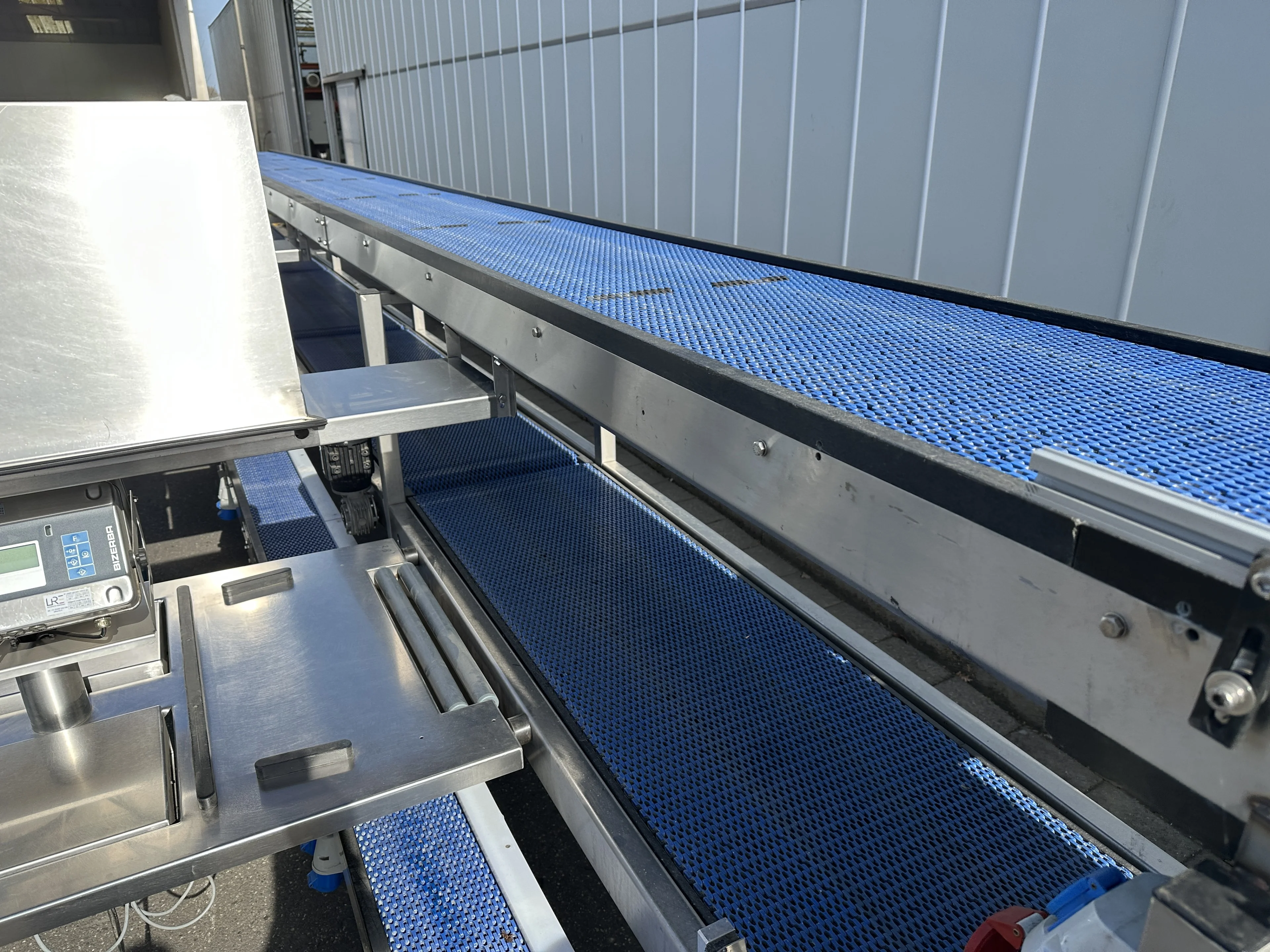 Greymans Paktech production and packaging line with weighers • Duijndam ...