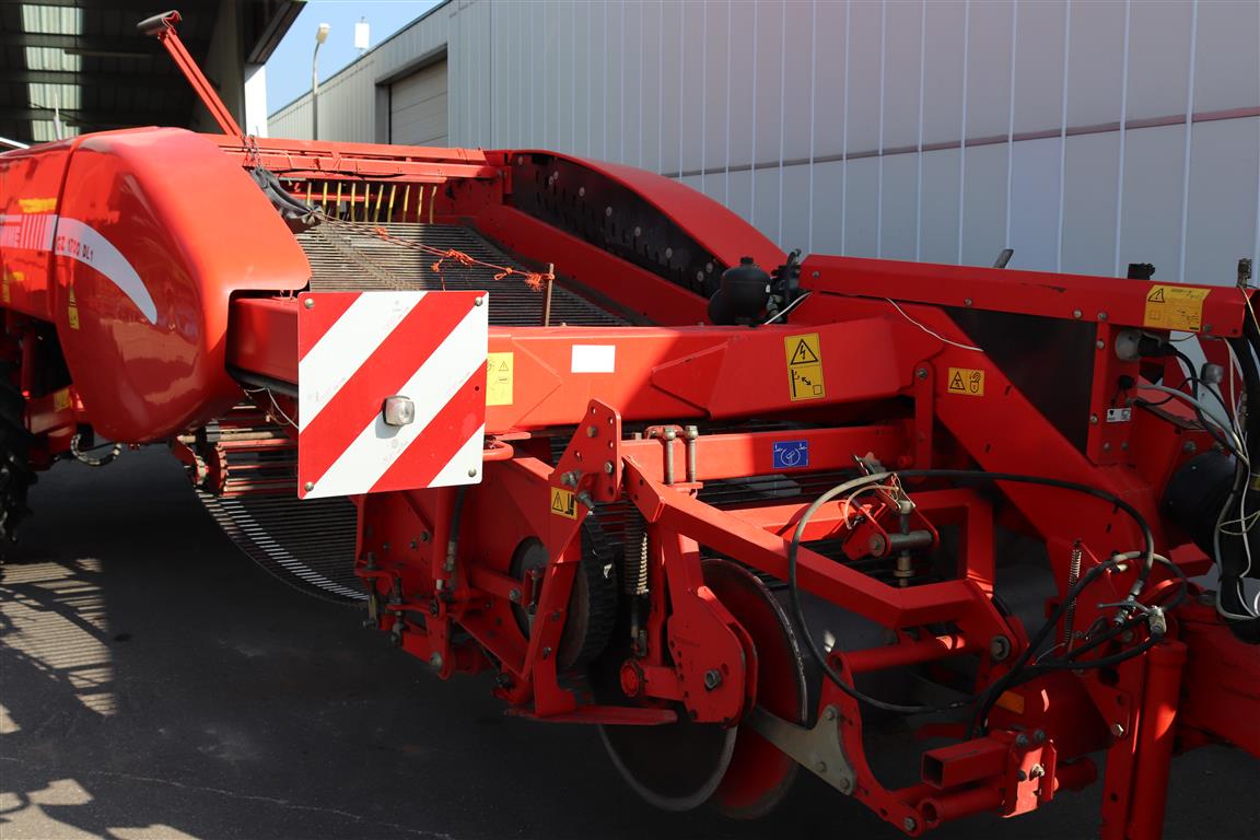 Grimme GZ1700 DL 1 прицепной картофелеуборочный комбайн